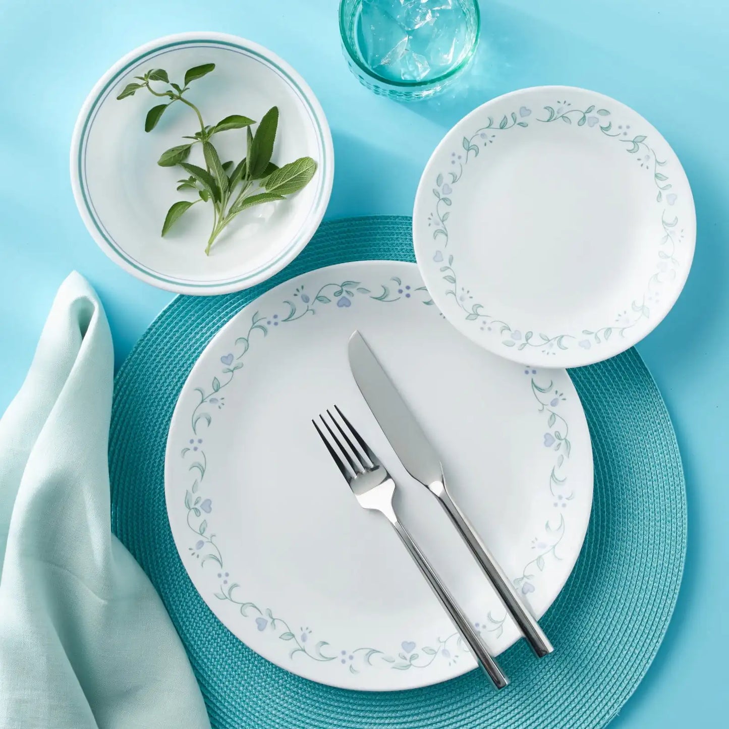 White and Green Round  Dinnerware Set - CVO Ventures