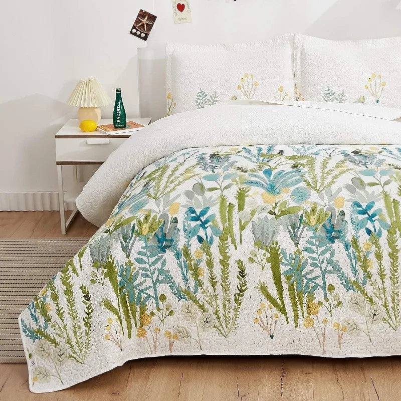 Floral Quilts King Size Lightweight Bedspread